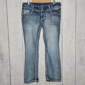 Series 31 Short & Sexy Series Embroidered Lace Pocket Low Rise Jeans, sz 14